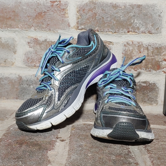 Skechers Shoes - Skechers grey & blue light weight memory foam 7.5